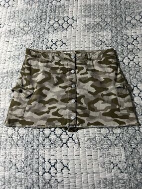 Denim Camoflauge Cargo Skirt Skort Size 16
